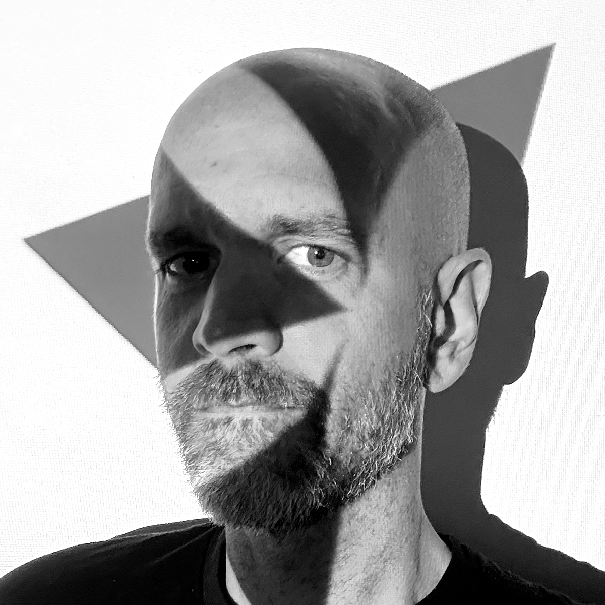 dave-abrahamsen-please-evolve-branding-marketing-design-websites dave abrahamsen owner cxo please evolve